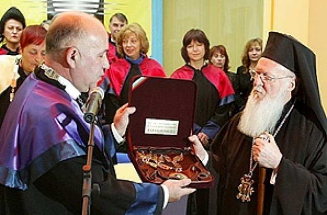 Вселенският патриарх пристигна в България