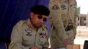 САЩ гледат отвъд Мушараф в случай че той падне от