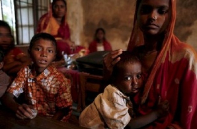 150 жертви на циклона в Бангладеш