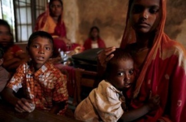 Най-малко 1100 са жертвите на циклона Сидър в Бангладеш