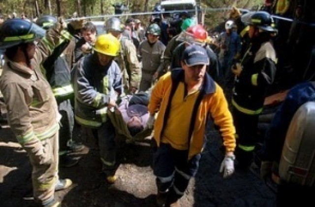 17 миньори загинаха при взрив на метан в украинска мина