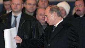 Победата на партията на Путин на изборите в Русия