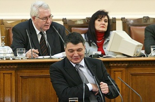 Депутатите спорят кой да назначава шефа на „българско ФБР”