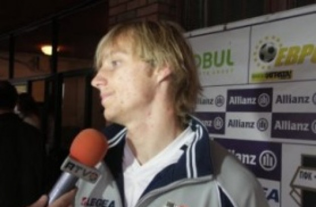 Иван Иванов пропуска мача с Пирин