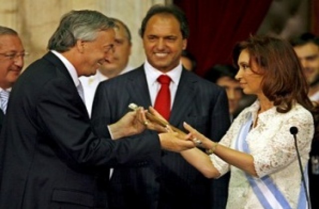 Новият аржентински президент встъпи в длъжност