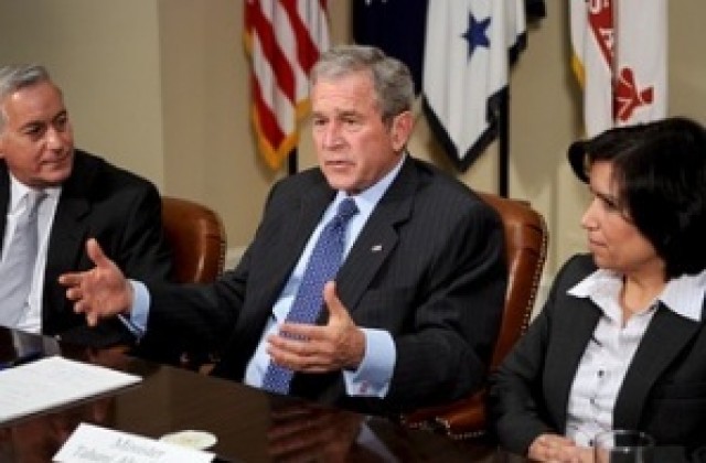 Буш: Иран да обясни за тайната си ядрена програма