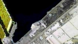 Двама астронавти на МКС прекараха 7 часа в открития космос