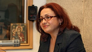 Етем изпрати новогодишни картички с благотворителна цел