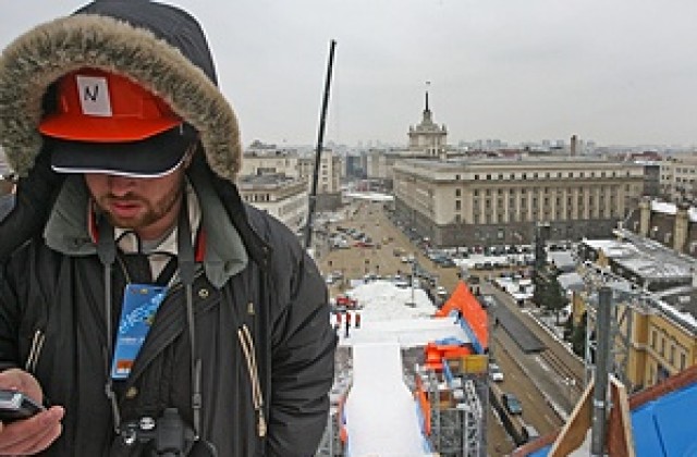 Бира и картофки за зрителите на сноуборд състезанието в София