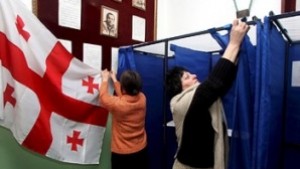 В Айова демократите избраха Обама а републиканците Хъкаби