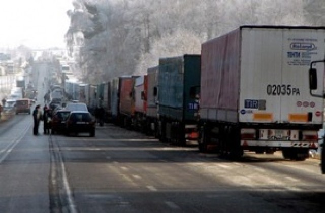 50 български туристи блокирани в автобус в Унгария