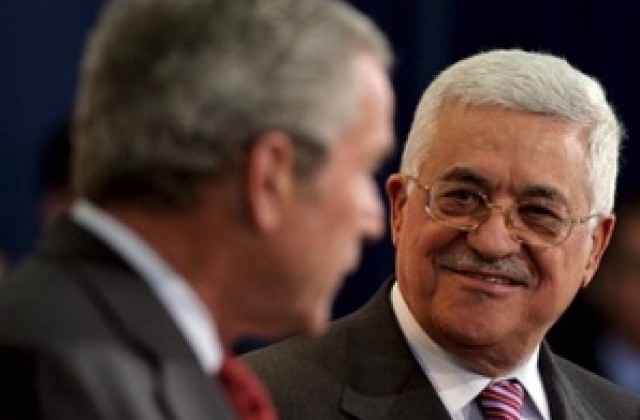 Абас се надява на мирно споразумение с Израел преди края на мандата на Буш