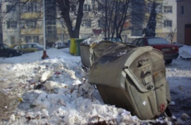 В събота ще почистват 240-литровите контейнери за смет