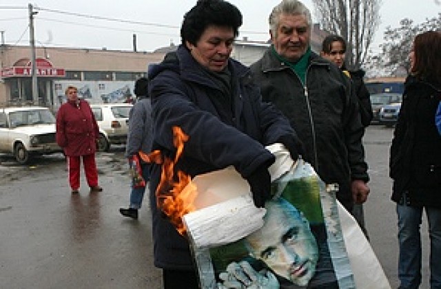 Протести срещу повторното отваряне на сметището в Суходол