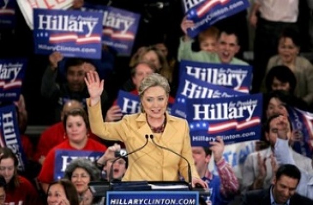 Хилари Клинтън води в 8 щата, Барак Обама - в 11