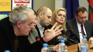 Промени в семейния кодекс ще улесняват осиновяването