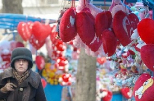Червени сърца грейнаха от светофарите в Пловдив