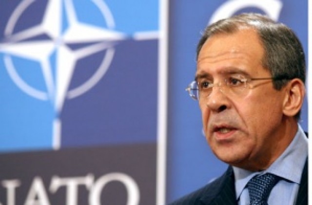 Лавров предупреди НАТО и ЕС да не използват сила срещу сърбите в Косово