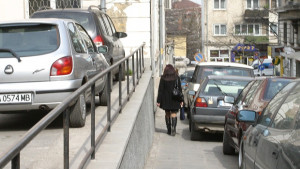 Започна акция по заснемане на неправилно паркирани автомобили