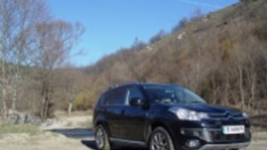 Citroen представи новия C Crosser с тест драйв у нас