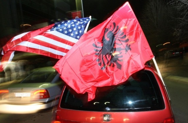 Признаваме независимо Косово