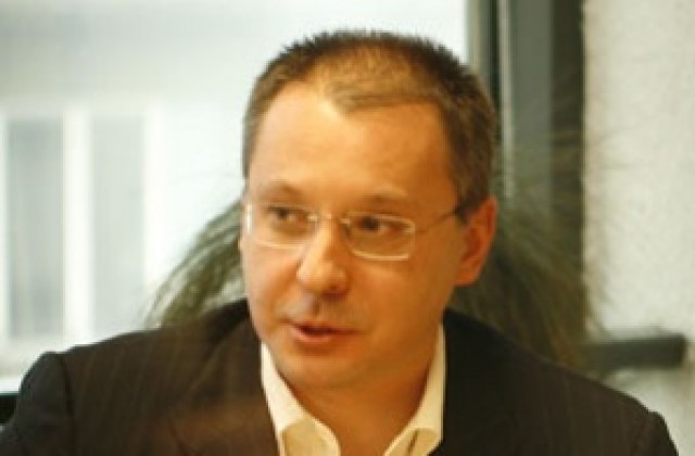 Станишев: Ще приема оставка на Чаушев