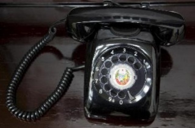 Горещ телефон за деца, претърпели насилие в Шумен