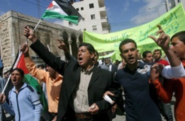 Палестинци искат освобождаването на членове на ХАМАС