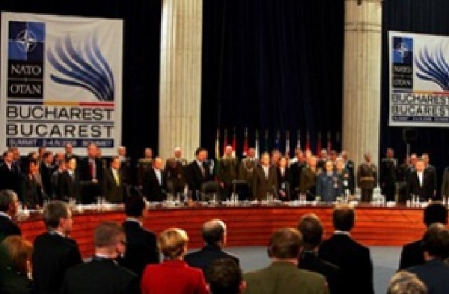 Шансовете на Македония за членство в НАТО клонят към нула
