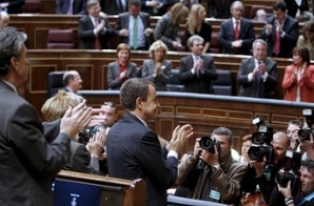 Испанският крал възложи на Сапатеро да състави правителство