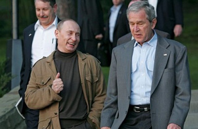 Путин посрещна Джордж и Лора Буш в Сочи