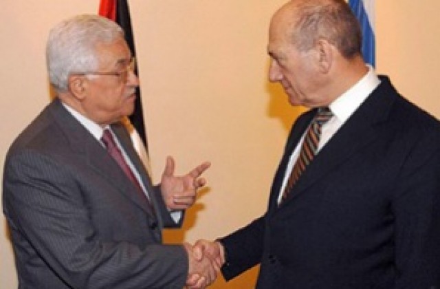 Абас и Олмерт подновиха преговорите за мир
