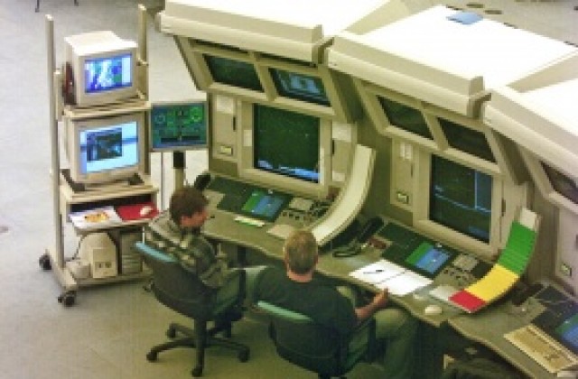 Единен център за информация поема контрола над полетите у нас