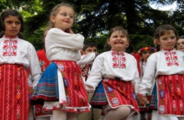 Предстои Девети общински фестивал на народното творчество за деца в Търговище