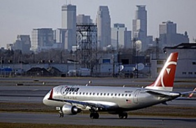 Delta Air Lines и Northwest Airlines се обединяват