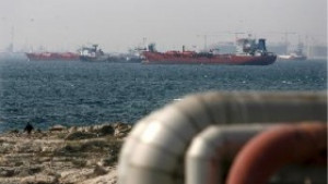 US лекият петрол поевтиня след като стигна върха от 114