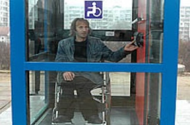 Мислят за външни асансьори по ДКЦ-та в София