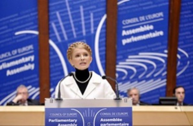Тимошенко няма да подава оставка