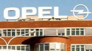 Opel изтегля 47 000 коли заради дефекти