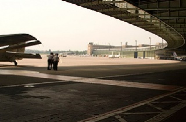 Въздушният коридор от 1948 г. играе важна роля в референдума за летище Темпелхоф