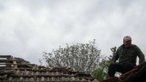 32 хиляди цигли раздават на пострадалите в Сеново