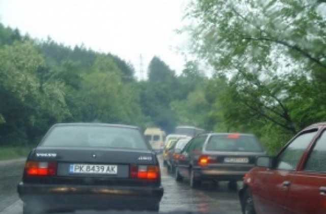 Натоварен трафик по магистрала Тракия