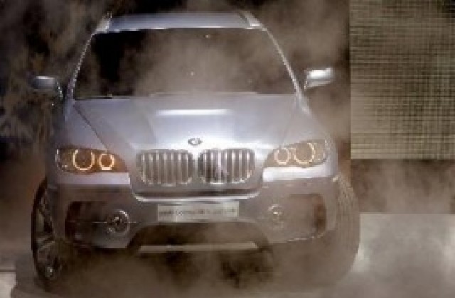 Печалбата на BMW по-малка заради US кризата