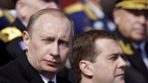 Конфликтът между Медведев и Путин е неизбежен