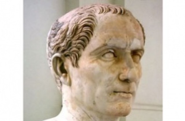 Откриха уникална статуя на Цезар