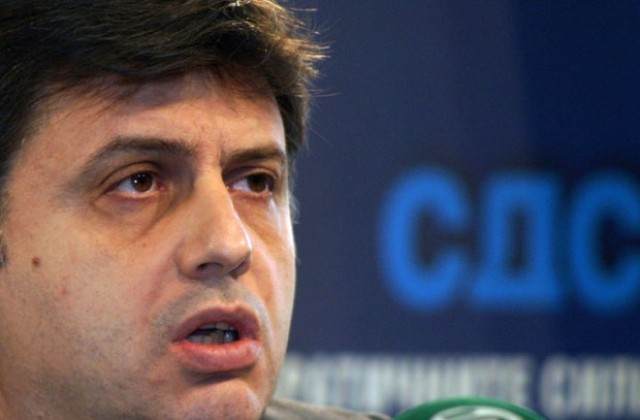 Пламен Юруков: България е пасивен и проблемен член на ЕС