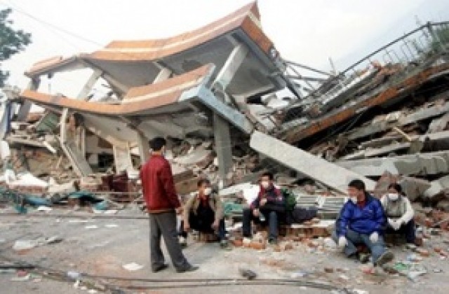 Германски турист е спасен в Китай след 114 часа под развалините
