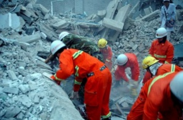 Жертвите на земетресението в Китай достигнаха 55 000