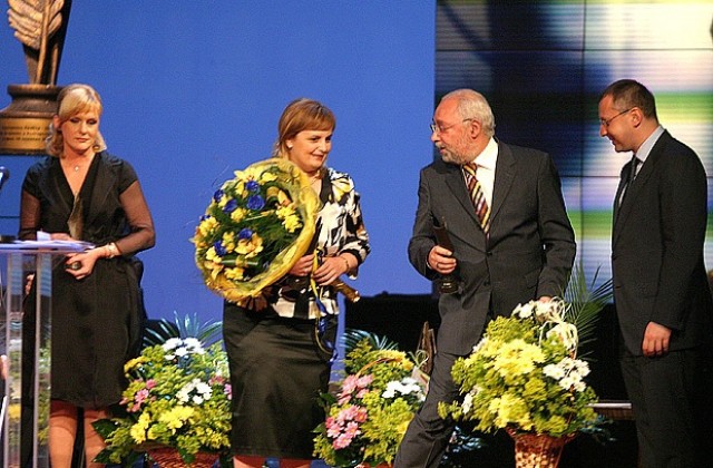 Дарик с награда „Черноризец Храбър” за обществен принос