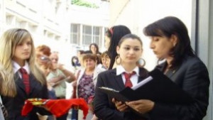 Център за подготовка на кадри откриха в ПГ по облекло